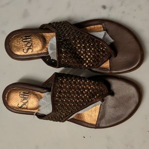 Sofft brown and gold woven sandals, size 6